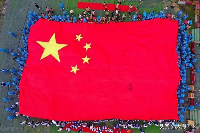 胸部有硬块一捏就痛怎么办？