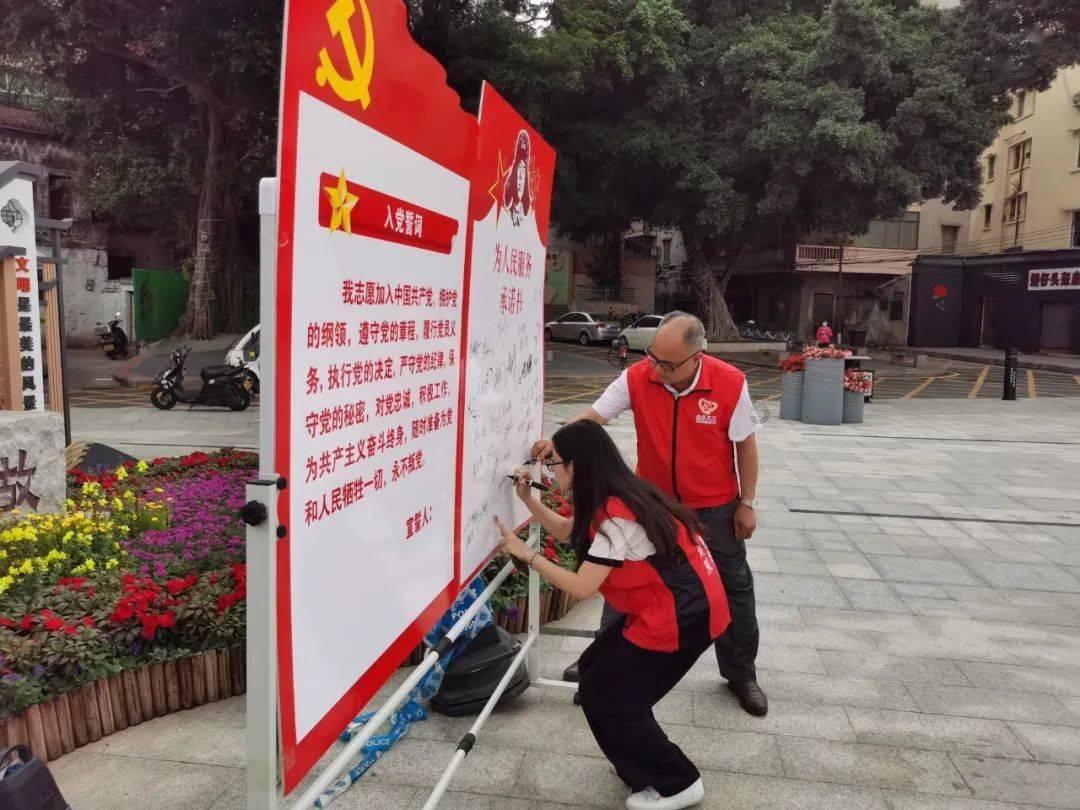 两千九百公里多少钱的油费？